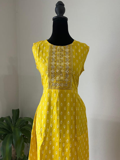Floral Printed Kurta With Dupatta